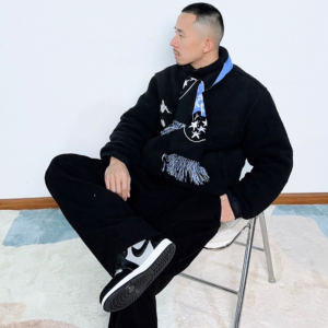 Giay Nike Air Jordan 1 Retro High OG Twist 'Medium Grey' DZ2523-001