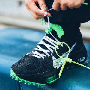 Giay Nike Air Zoom Tempo Next% Flyknit Off-White 'Black' CV0697-001