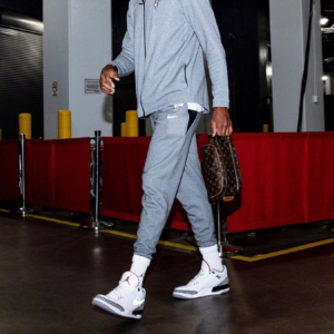 Giay Nike Air Jordan 3 Retro 'JTH Super Bowl' AV6683-160