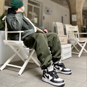 Alternative view of Giày Nike Air Force 1 Mid Stussy 'Light Bone' DJ7840-002