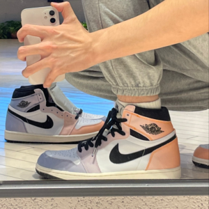 Giay Nike Air Jordan 1 Retro High OG 'Skyline' DX0054-805