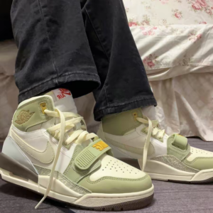 Giay Nike Air Jordan Legacy 312 GS 'Year of the Rabbit' FD9909-111