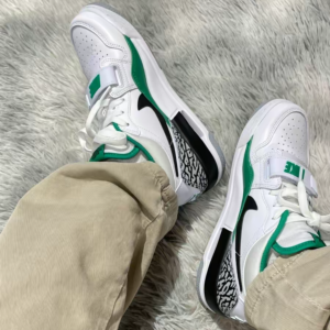 Giay Nike Air Jordan Legacy 312 'Pine Green' FN3407-101