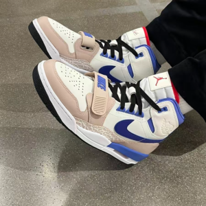 Giay Nike Air Jordan Legacy 312 'Valentine's Day' FD4332-141