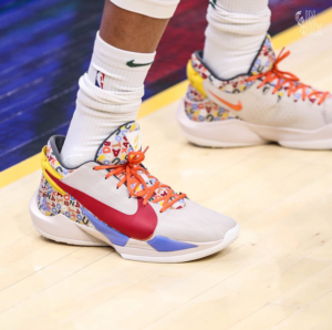 Giay Nike Zoom Freak 2 EP 'Letter Bro' CZ0152-001