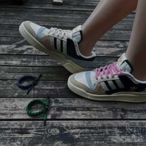 Giay Adidas Forum 84 Low 'Beige Navy Green' GW4332