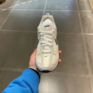 Giay Nike Air Max Dawn 'Coconut Milk' FD9916-131