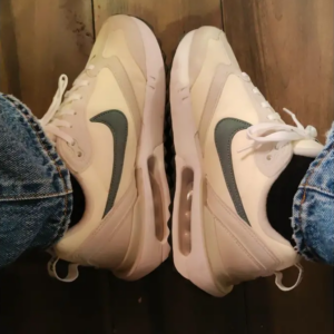 Giay Nike Air Max Dawn 'Coconut Milk' FD9916-131