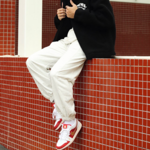 Alternative view of Giày Nike Air Jordan 1 Low 'Spades' DJ5185-100