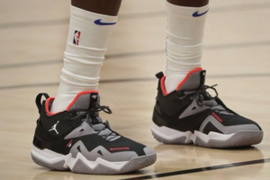 Giay Nike Air Jordan Westbrook One Take 'Black' CJ0781-001