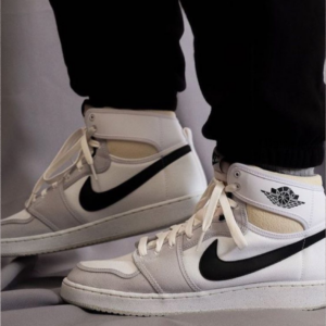 Alternative view of Giày Nike Air Jordan 1 Retro AJKO 'Greyscale' DO5047-100