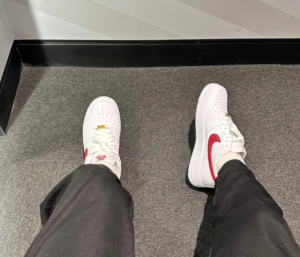 Giay Nike Air Force 1 Low 'White Team Red' CZ0326-100