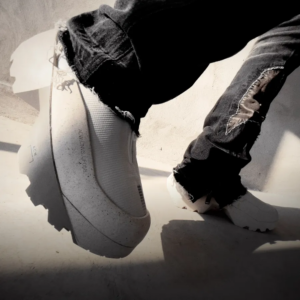 Giay Converse Geo Forma Boot x A-Cold-Wall 'Lily White' A04136C