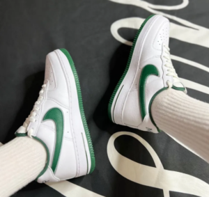 Giay Nike LeBron James x Air Force 1 Low 'Four Horsemen' FB9128-100