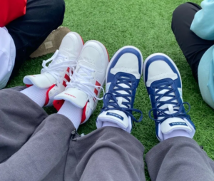 Giay Adidas Neo Hoops 'White Blue' G55055