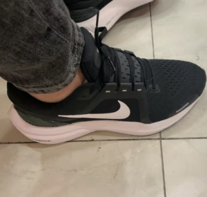 Giay Nike Air Zoom Vomero 16 'Black White' DA7245-001