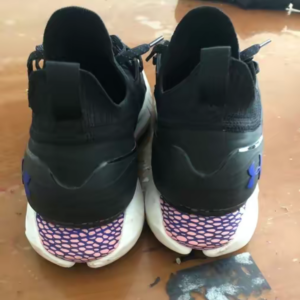 Giay Under Armour HOVR Phantom 'Black' A3025210-002