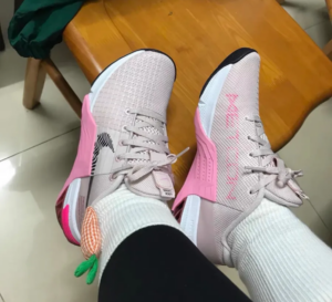 Giay Nike Metcon 8 'Barely Rose' DO9327-600