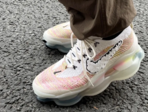 Giay Nike Air Max Scorpion 'Air Max Day' FJ6032-910