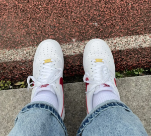 Giay Nike Air Force 1 Low 'White Team Red' CZ0326-100