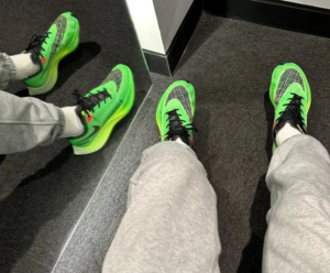 Giay Nike ZoomX Vaporfly NEXT 2 'Ekiden Zoom Pack' DZ4779-304