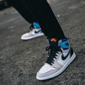 Alternative view of Giày Nike Air Jordan 1 Retro High OG 'Prototype' DC6515-100