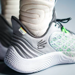 Giay Under Armour Curry Flow 9 x Sesame 'Street Pack' 3024248-102