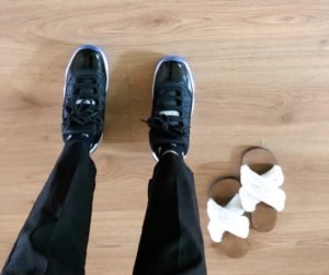 Alternative view of Giày Nike Air Jordan 11 Retro Low GS 'Infrared 23' 528896-023