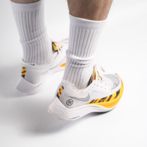 Giay Nike ZoomX Vaporfly NEXT% 2 'BRS Tiger' DM7601-100