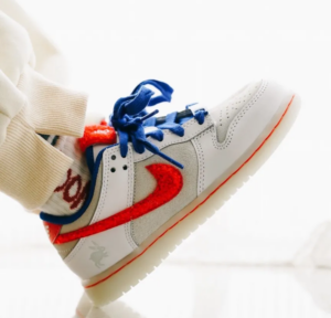 Giay Nike Dunk Low Retro Year of the Rabbit 'White Varsity Royal' FD4203-161