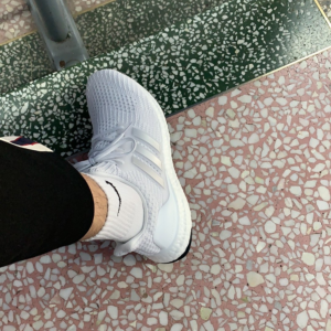 Giay Adidas Ultra Boost 4.0 DNA 'White Silver Metallic' FY9317