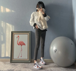 Alternative view of Giày Nike Air Jordan 1 Low SE GS 'Nothing But Net' CZ8657-100