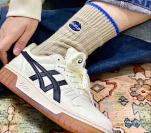 Giay Asics Court MZ 'Cream Black Gum' 1203A127-750
