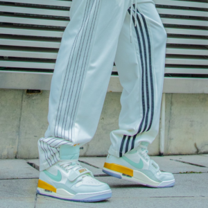 Giay Nike Air Jordan Legacy 312 'Sail Pistachio Frost' DR8486-131