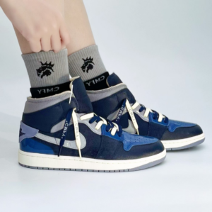 Giay Nike Air Jordan 1 Mid SE Craft 'Inside Out Obsidian' DR8868-400