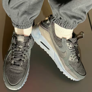 Giay Nike Air Max Terrascape 90 'Triple Black' DQ3987-002
