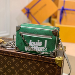 Alternative view of Túi Louis Vuitton Mini Soft Trunk Bag M80816