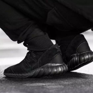 Alternative view of Giày Adidas Tubular Doom 'Blackout' S74794