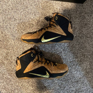 Alternative view of Giày Nike LeBron 12 EXT 'Cork' 768829-100