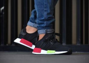 Alternative view of Giày Adidas NMD R1 Core Black Energy Pink EE5100