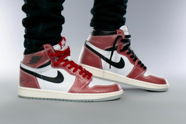 Giày Nike Trophy Room x Air Jordan 1 Retro High OG SP 'Chicago' DA2728-100 - Hình ảnh 3