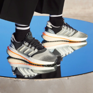 Giay Adidas X PLRBOOST 'Carbon Off White' HP3147