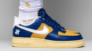 Alternative view of Giày Nike Undefeated x Air Force 1 Low SP 'Dunk Vs AF1' DM8462-400