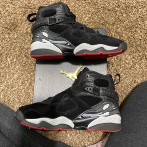 Alternative view of Giày Nike Air Jordan 8 Retro GS 'Bred' 305368-022