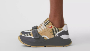 Alternative view of Giày Burberry Vintage Check Leather Grey 80323711