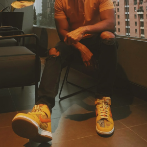 Alternative view of Giày Nike Dunk High PRM 'Somos Familia' DZ5354-045