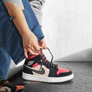 Alternative view of Giày Nike Air Jordan 1 Mid 'Burgundy Dusty Pink' BQ6472-202