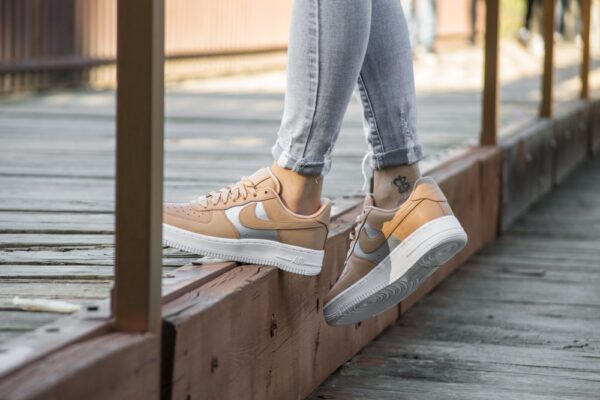 Giày Nike Beautiful x Powerful  Air Force 1 'Corduroy' AH6827-200 - Hình ảnh 2