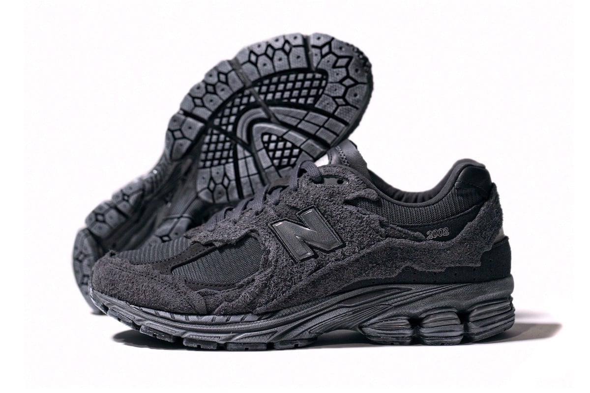 Hinh anh 2: Extra Butter va new balance voi bo suu tap moi ten New Balance 2002R “Protection Pack"