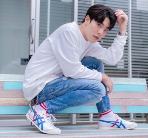 Alternative view of Giày Onitsuka Tiger Mexico Delegation EX Electric Blue 1183A559-101